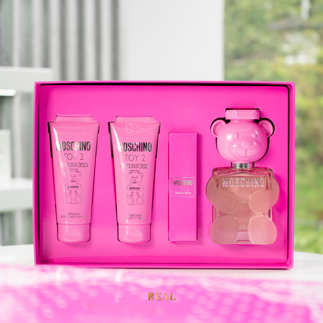 SET MOSCHINO BUBBLE GUM X4UND