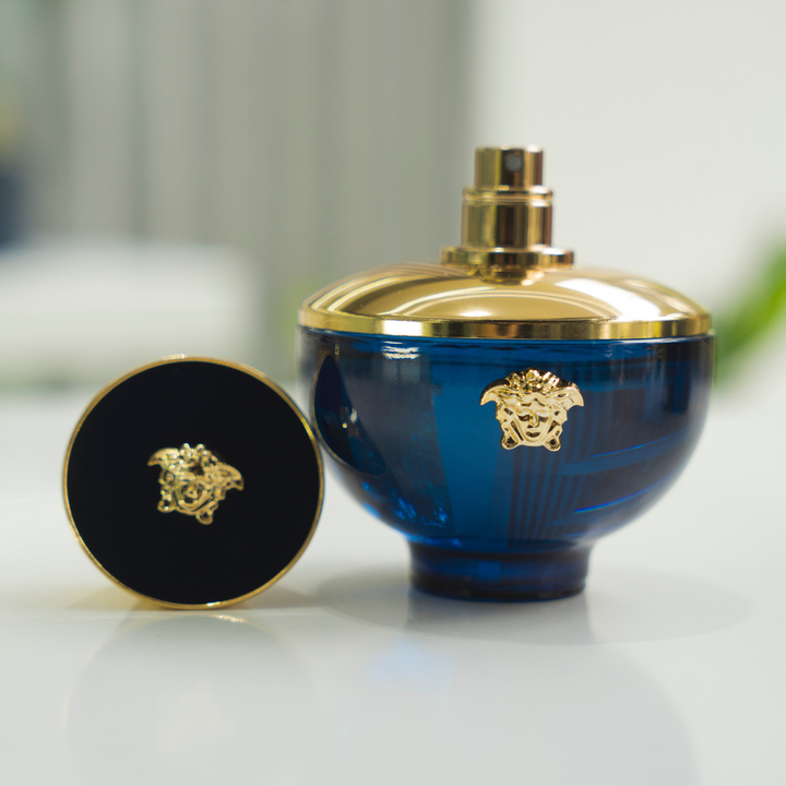 VERSACE DYLAN BLUE DM Eau de Parfum 100 ml – Perfumes Real Col